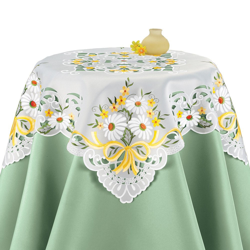 Embroidery table cloth with cutworks from manufacturer/Hailande