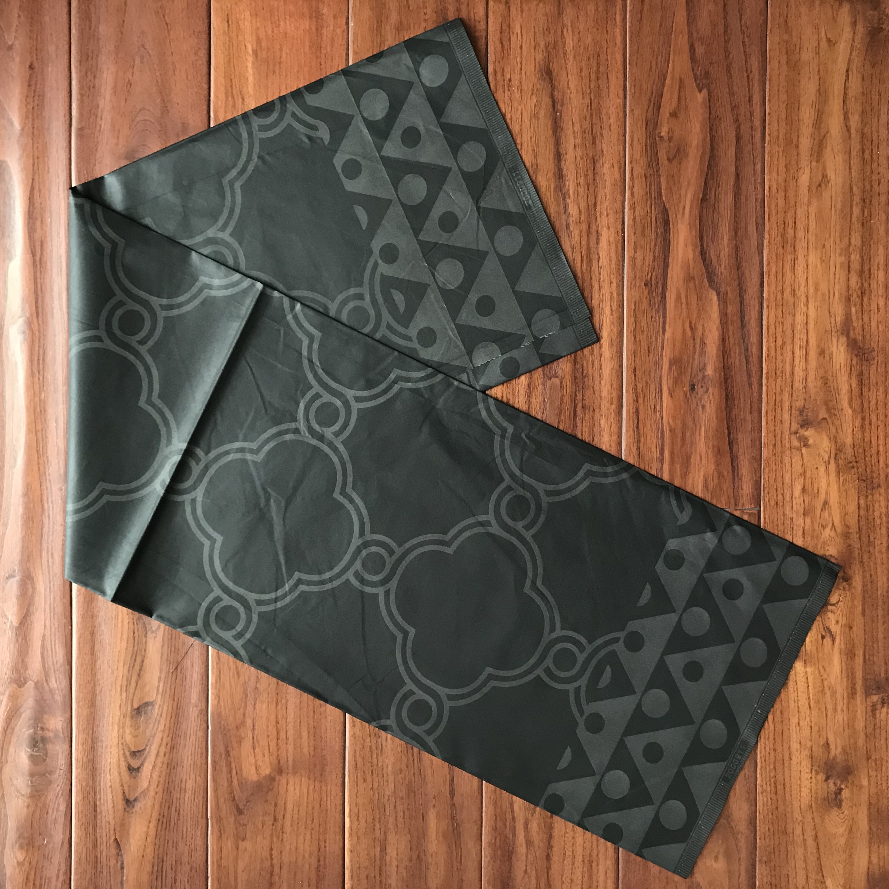 Poly Two Side Wax Printed Fabrics Heavy Embrossment
