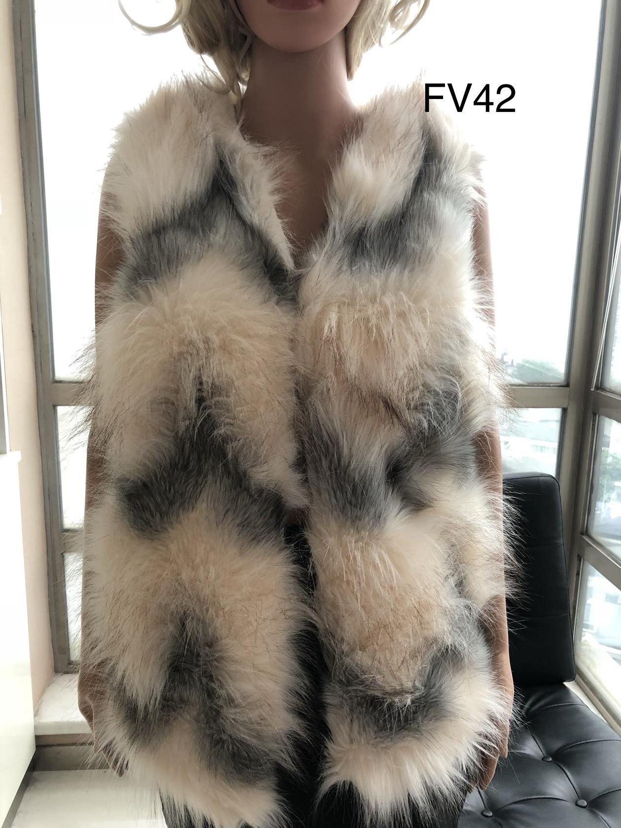 Ladies Jacquard Faux Fur Vest