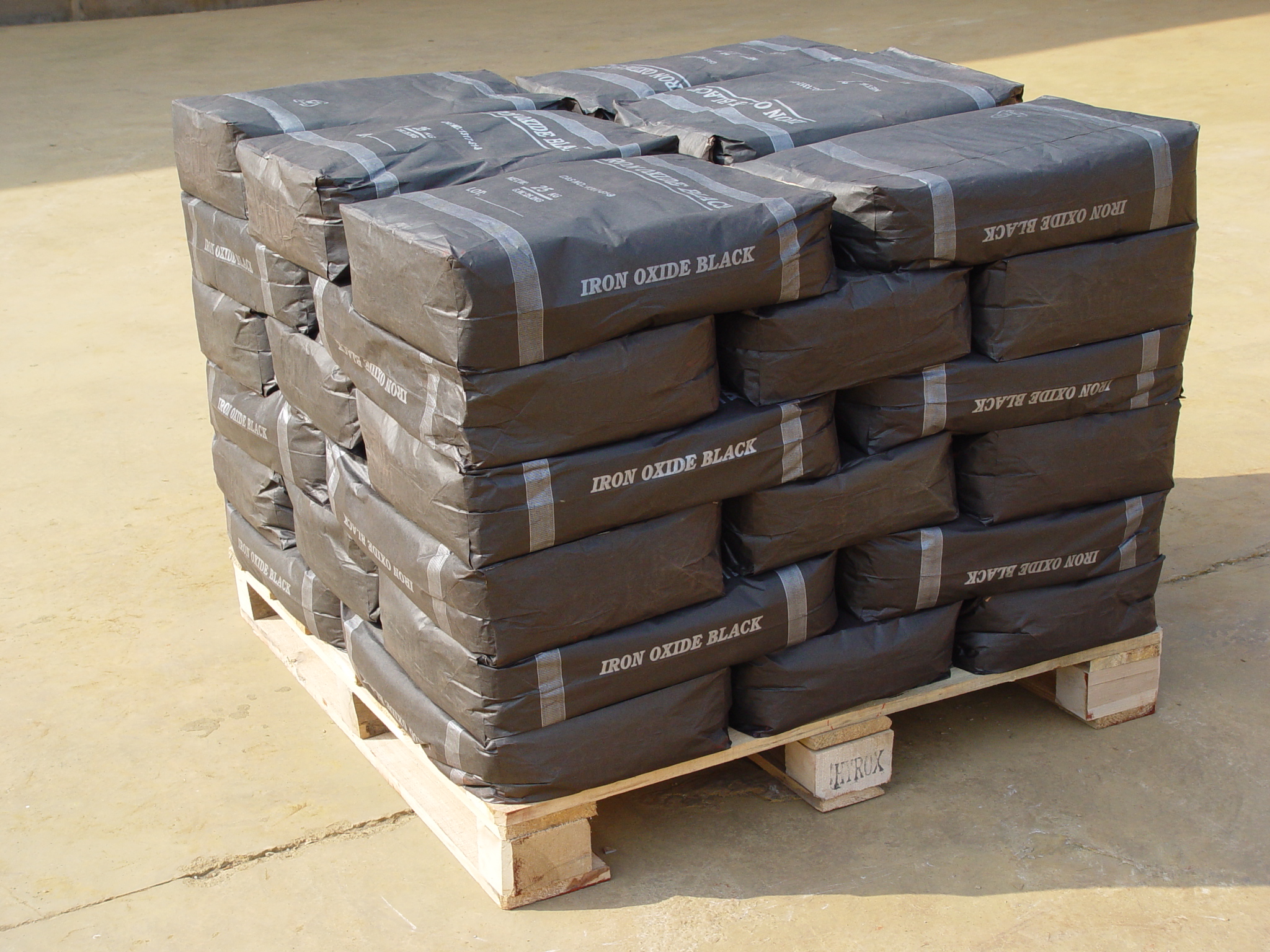 ZHEJIANG HUAYUAN NEW MATERIAL CO.,LTD. – matriz de metal 2