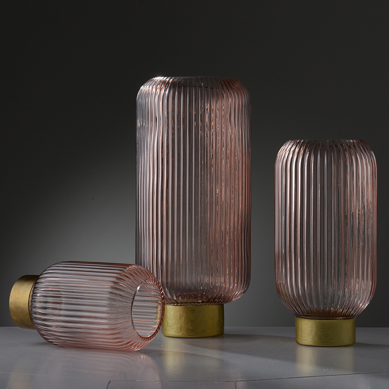 Glass vase
