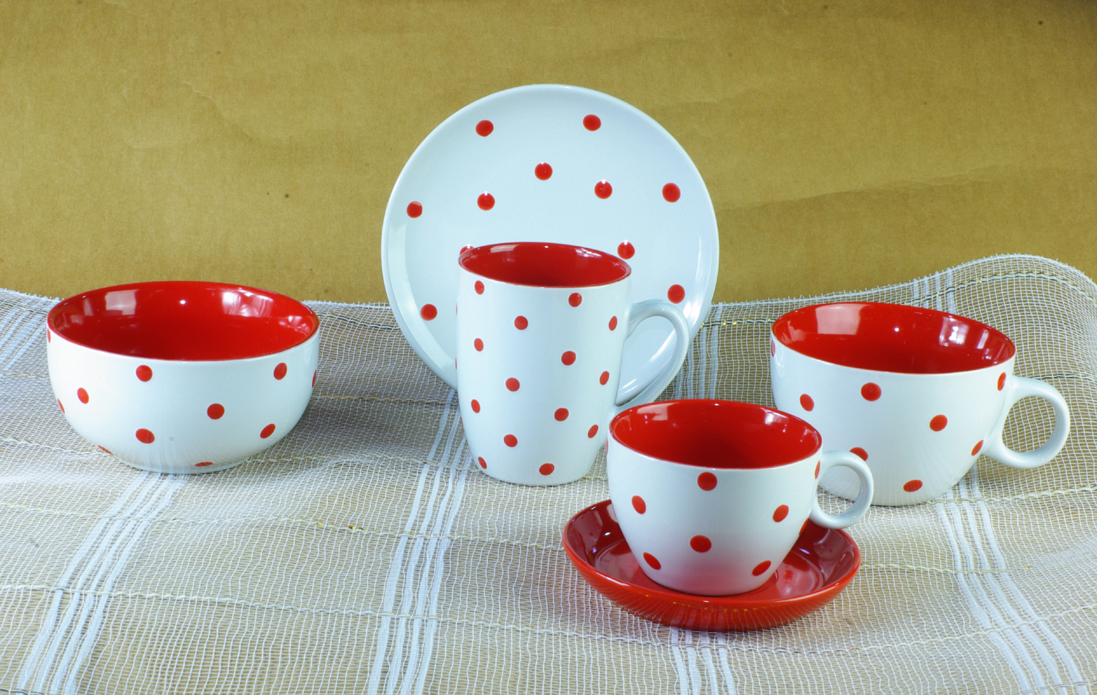 six-piece of ceramic tableware