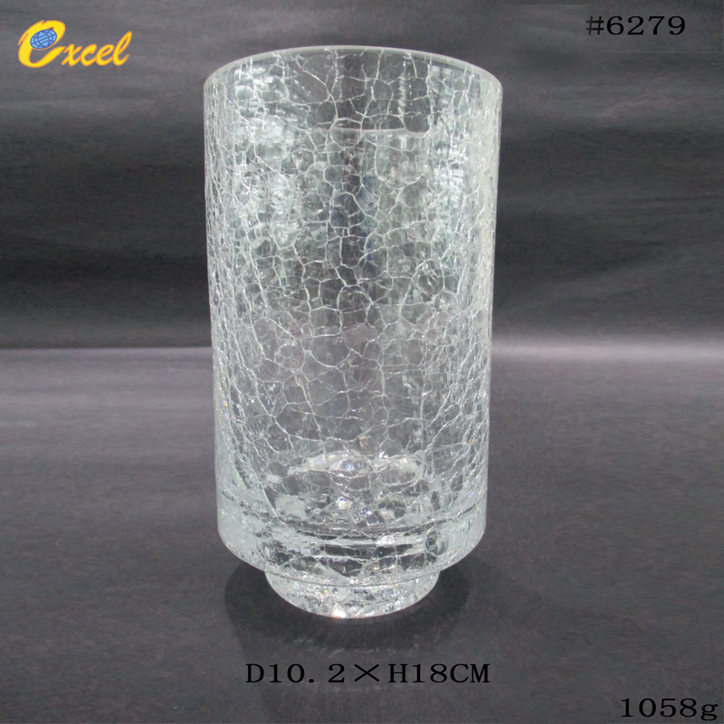 clear glass vase