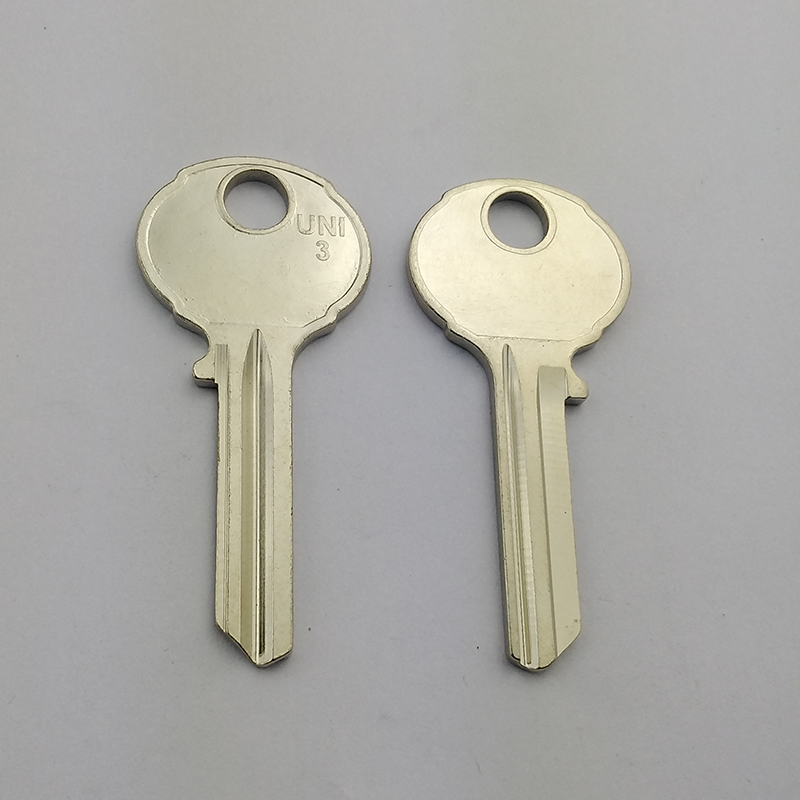 PHOENIX IMPORT &EXPORT TRADING CO.,LTD. – tornillo de acero 1
