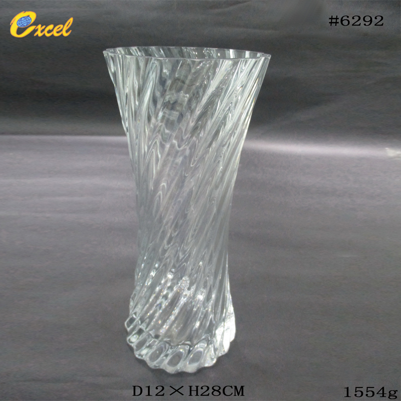 clear glass vase