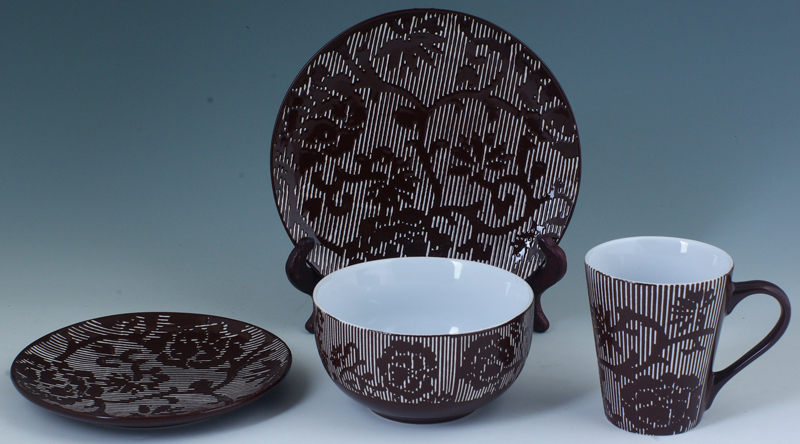 4 piece tableware set