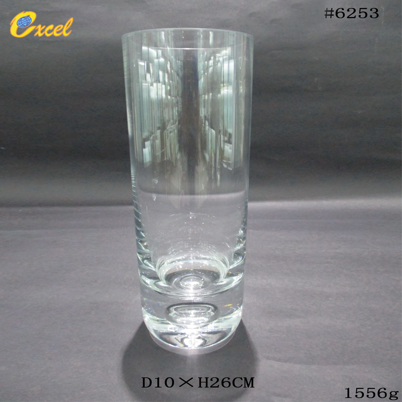 clear glass vase