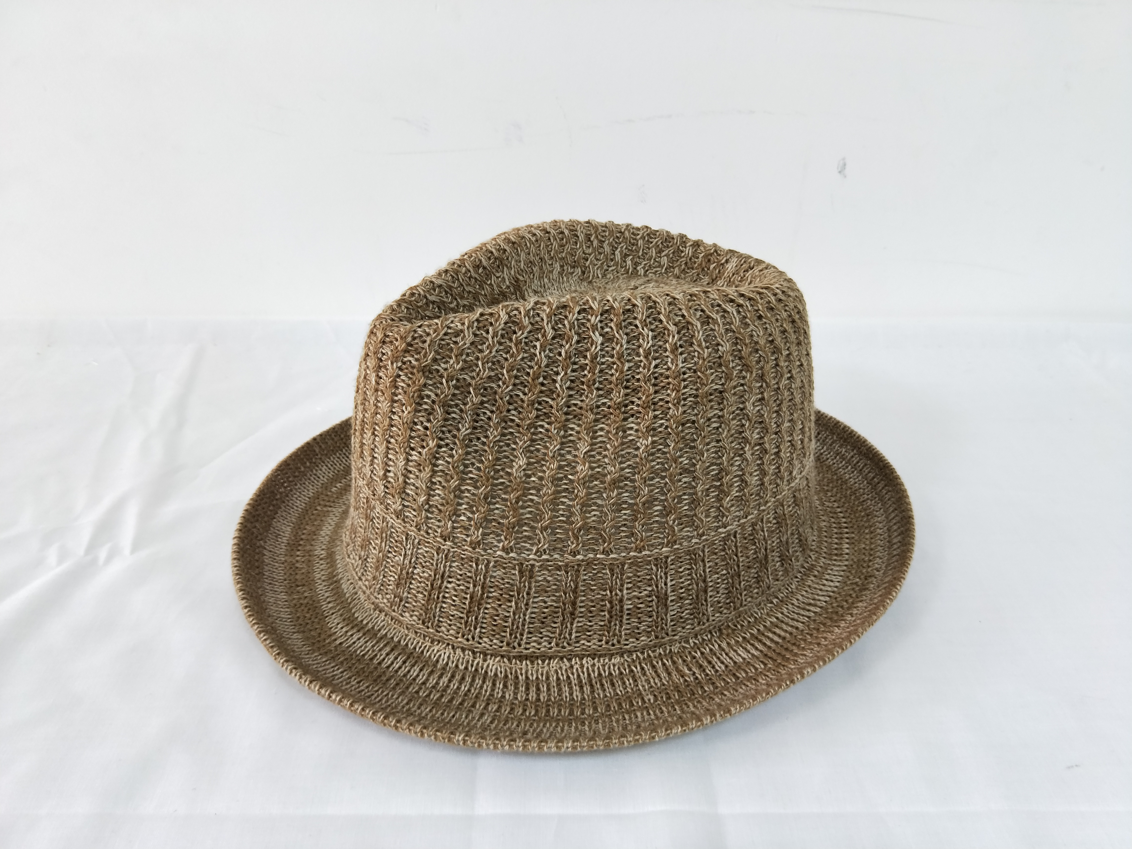 trilby-MS200434