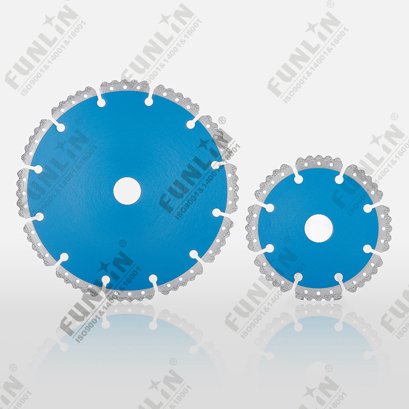 Vacuum brazed diamond cutting blade