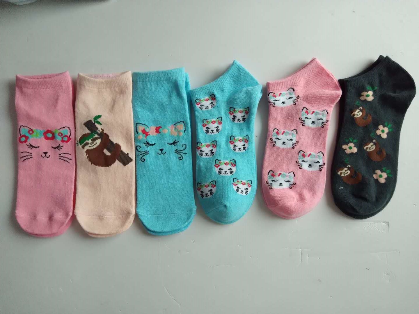 woman low cut socks