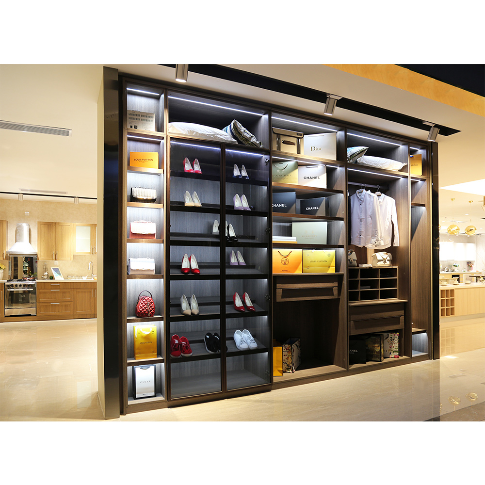 Customized design modern wardrobe/closet with tempered glass