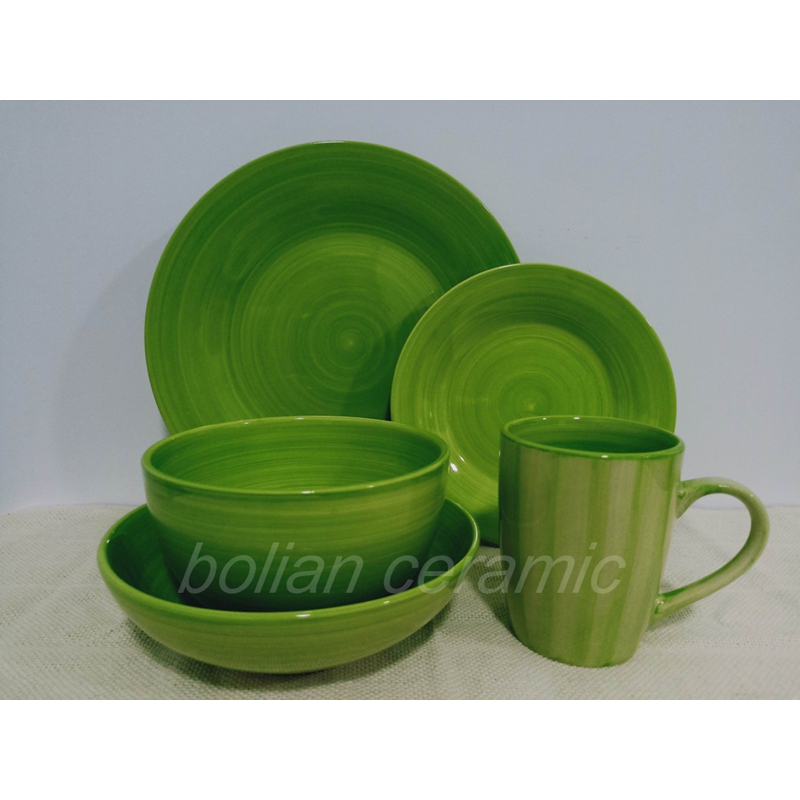Hand painting dinnerware