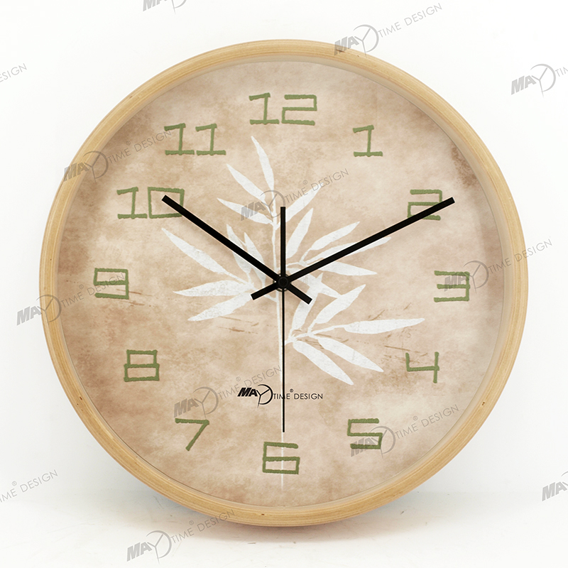 Bent wood wall clock P25673D4