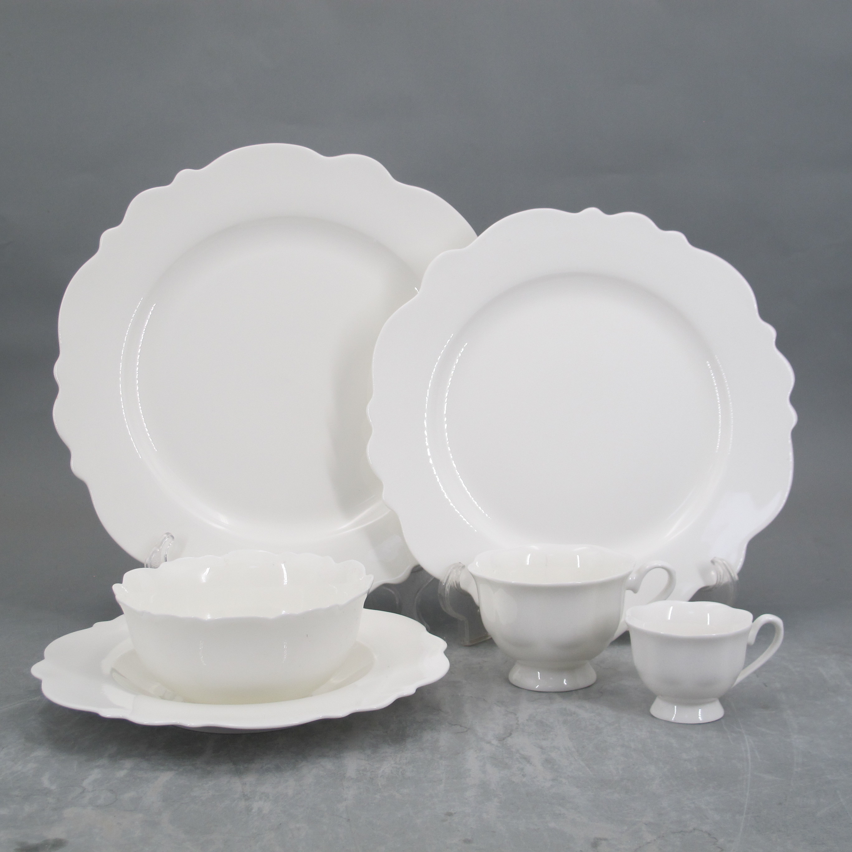 Bone China Dinner Set