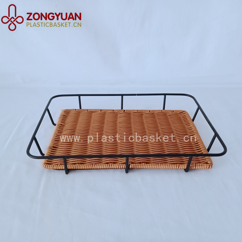 Storage basket
