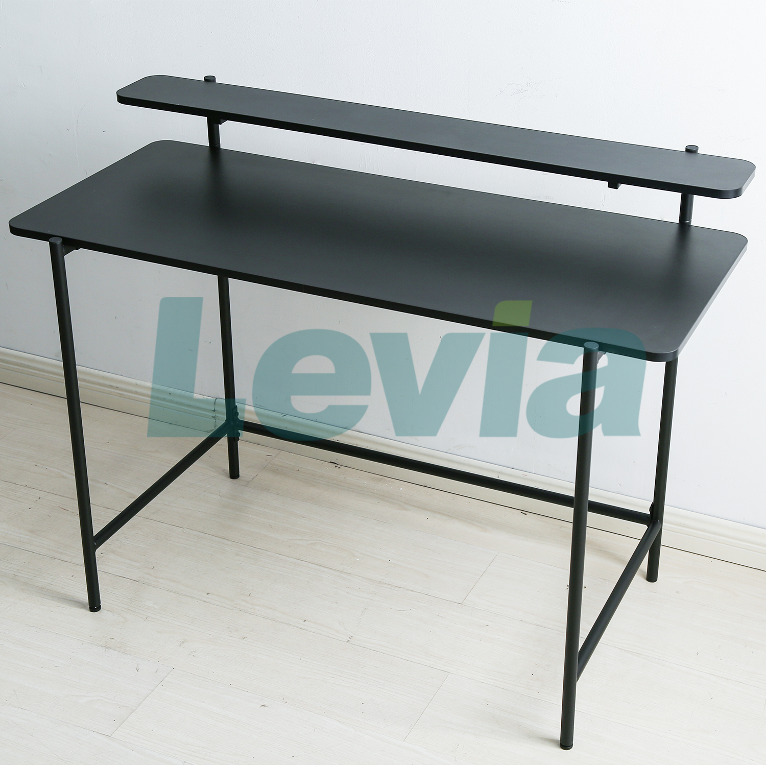 Moore desk