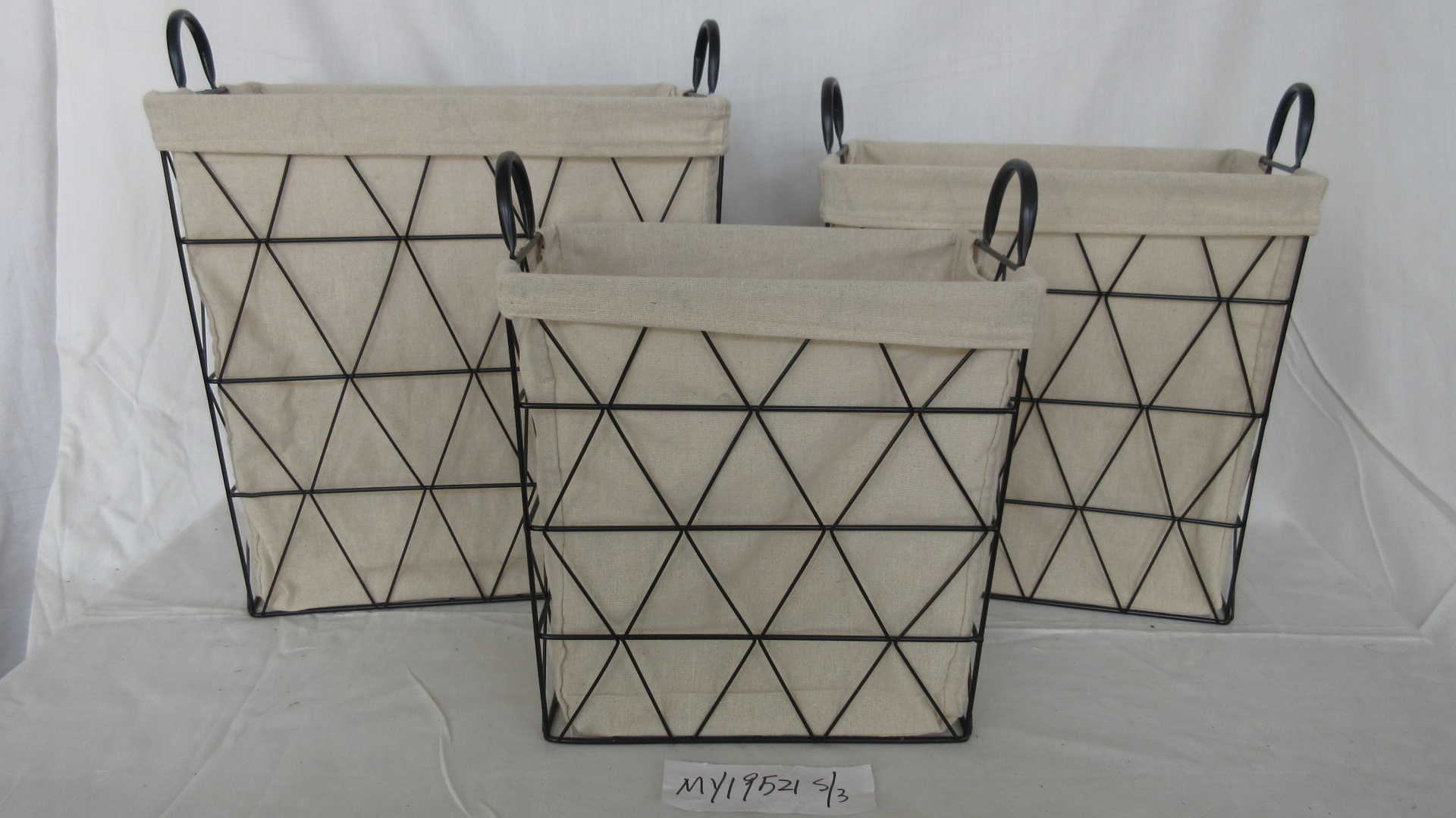 Set of 3 Wire Baskets with Removable Liner