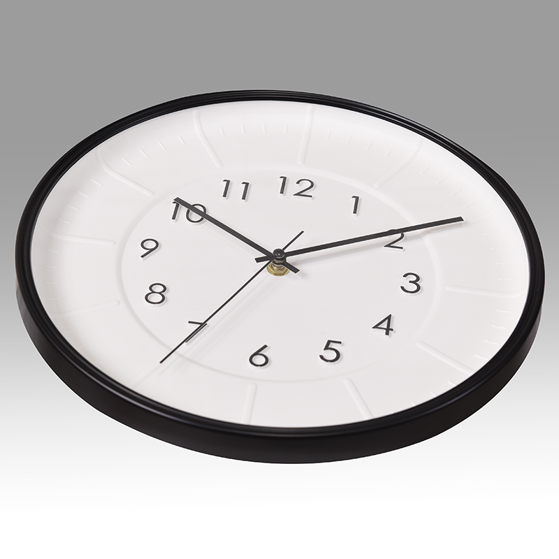 Modern wall clock