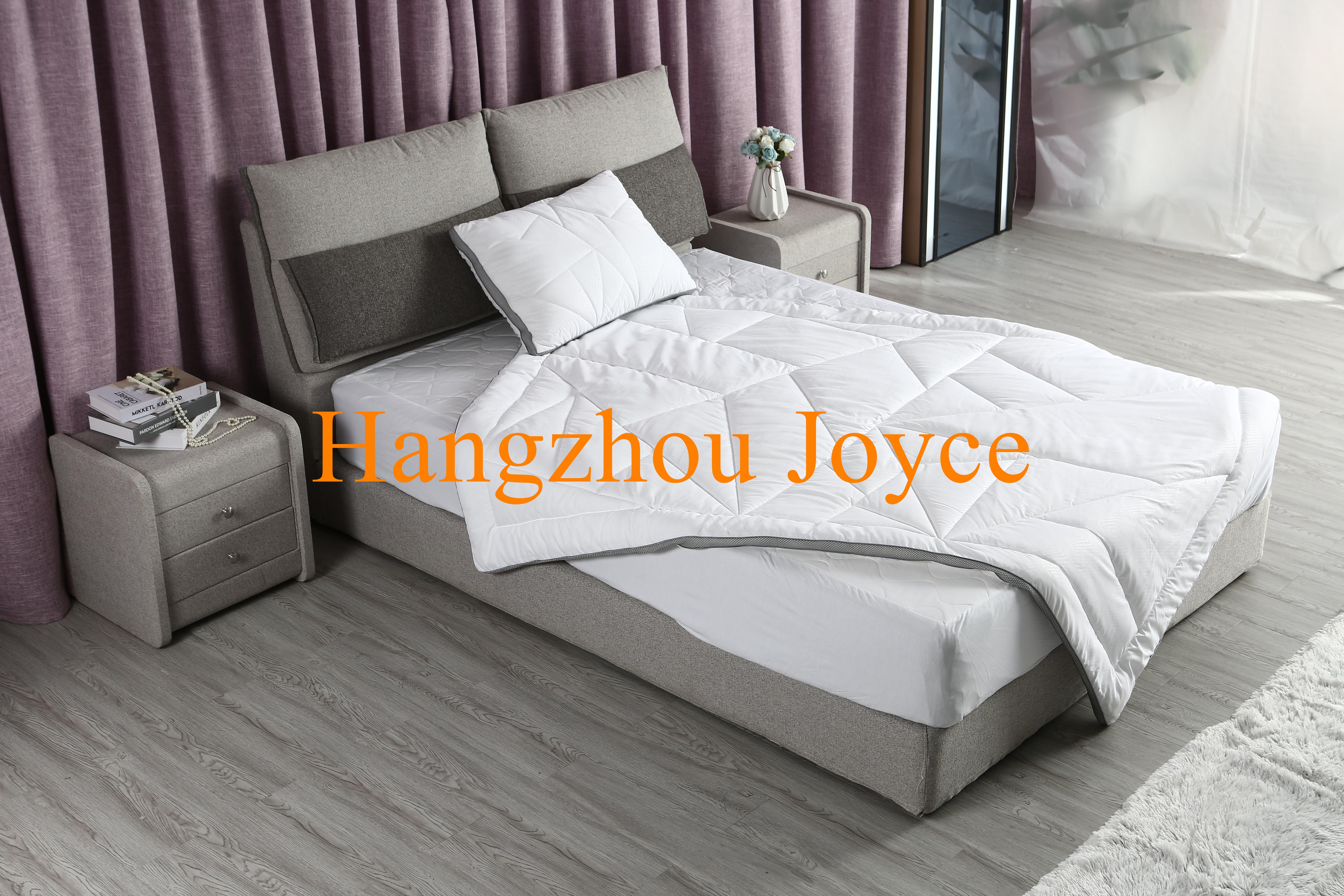 black diamond duvet