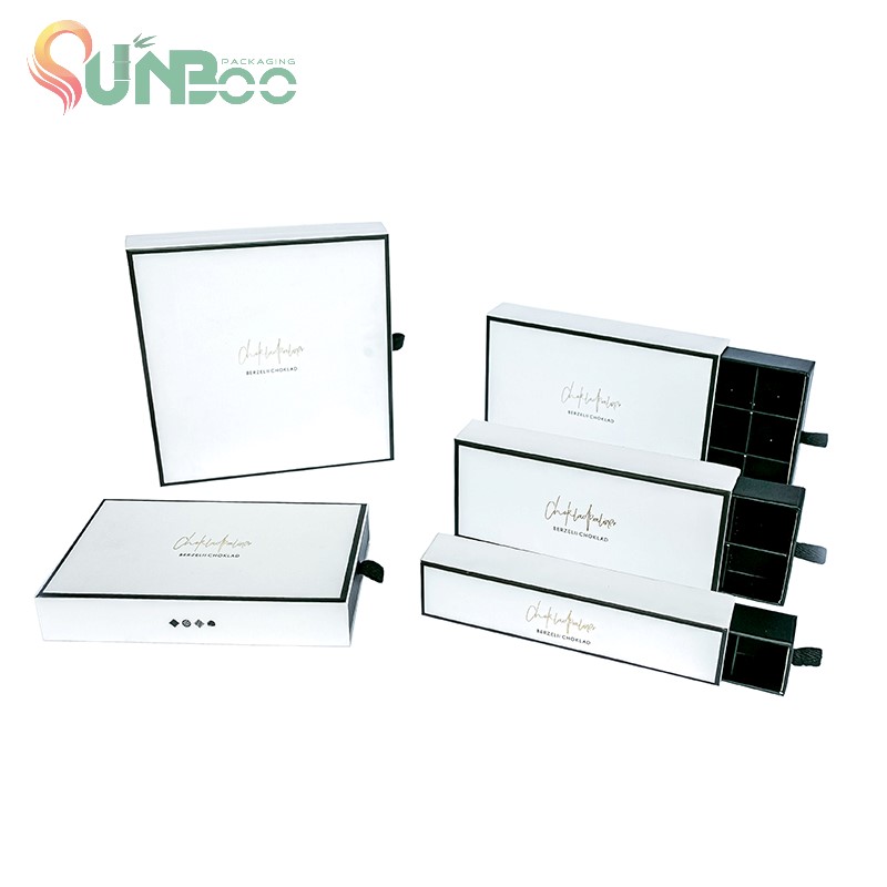 "065" Chocolate Box