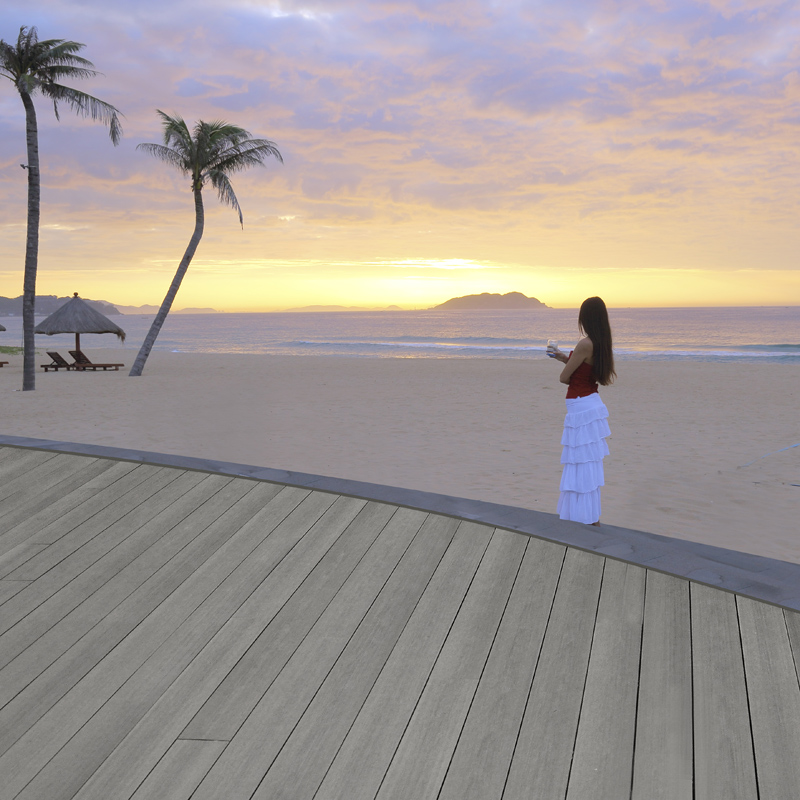 Capped Wood Plastic Decking