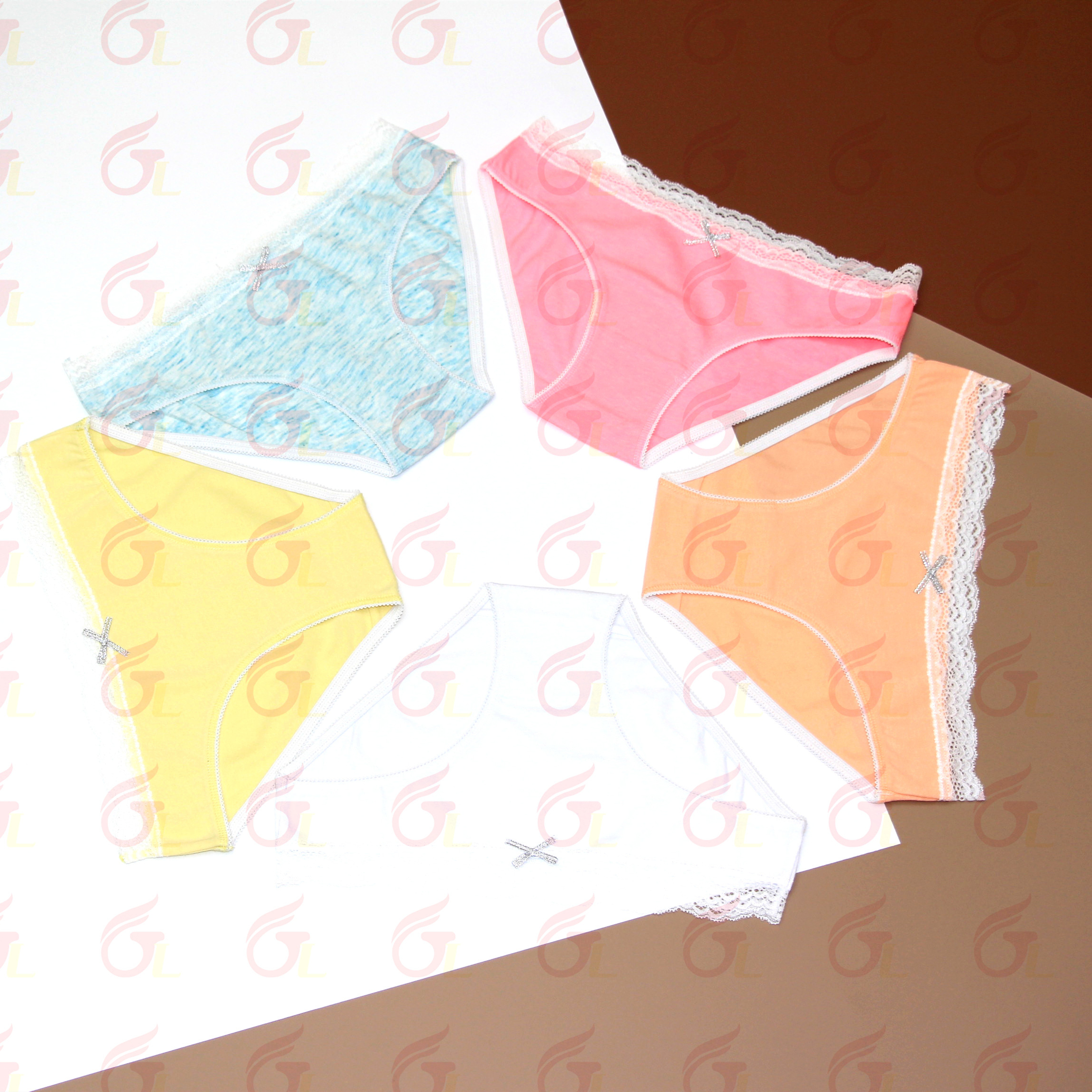Girls briefs