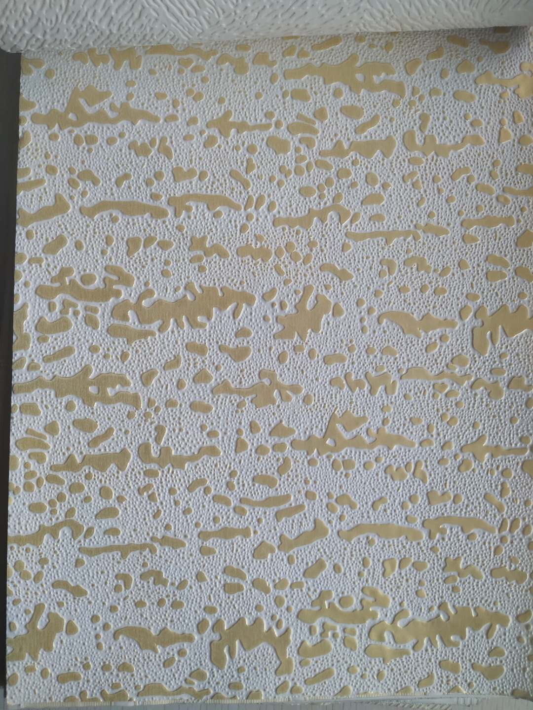 PVC Gypsum Ceiling Tiles