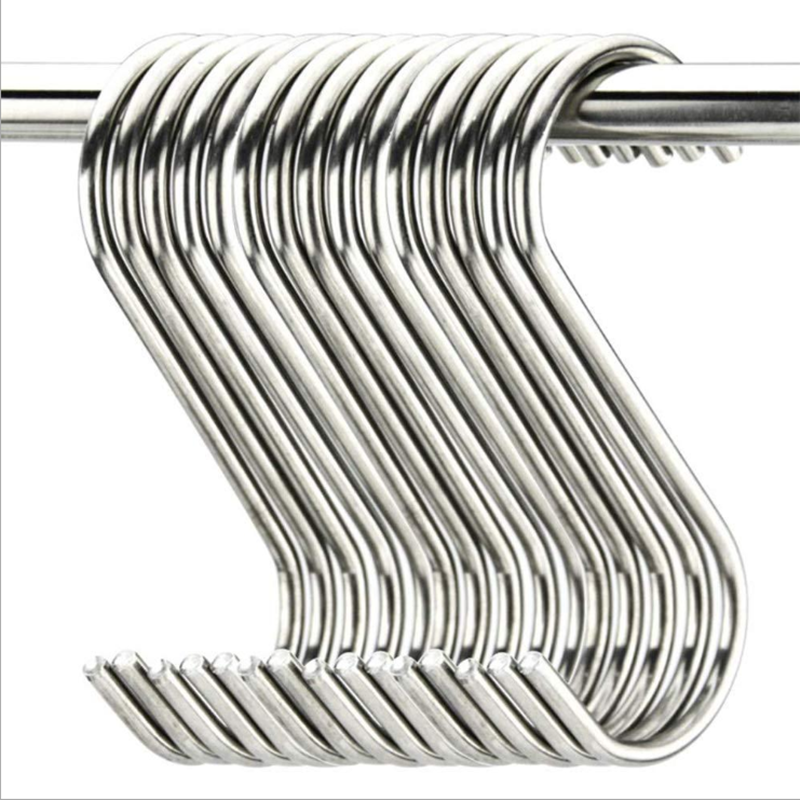 Metal S hook for fashiong display
