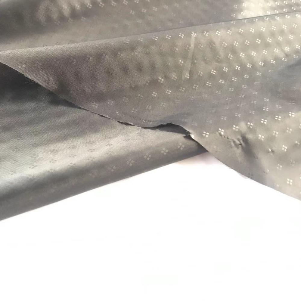 190T Taffeta Lining LOGO Embossed 7kg 46gsm Garment Lining