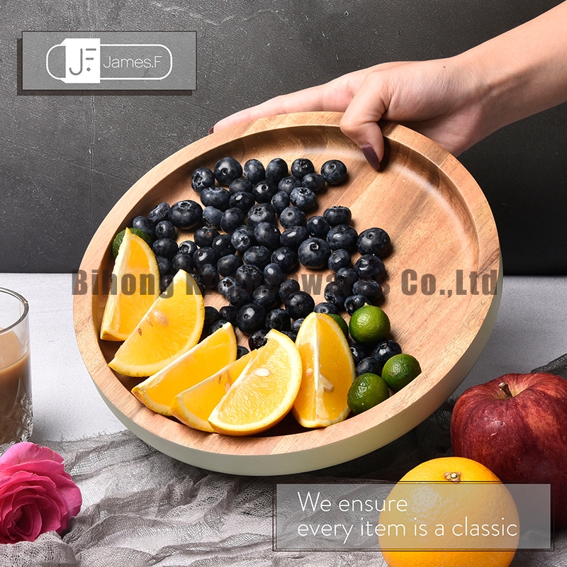 Round acacia wood tray