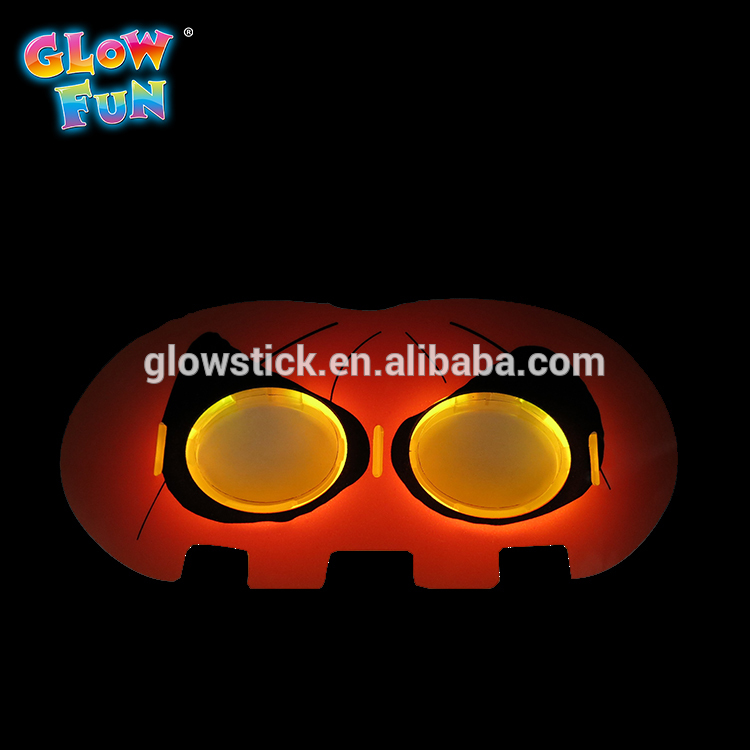 Party & Occasions: Halloween Glow Mask