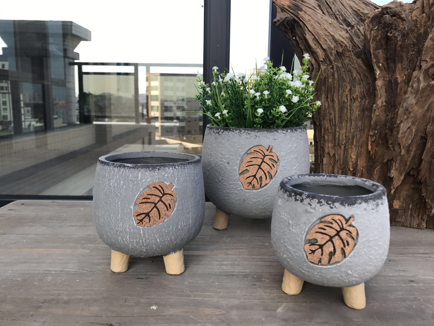 ceramic flower pot