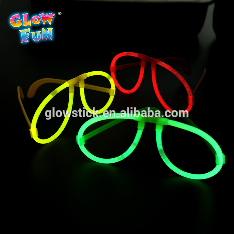 Party & Occasions: Glow Eyeglasses