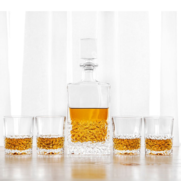 Whiskey glass set