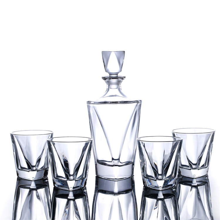 Whiskey glass set