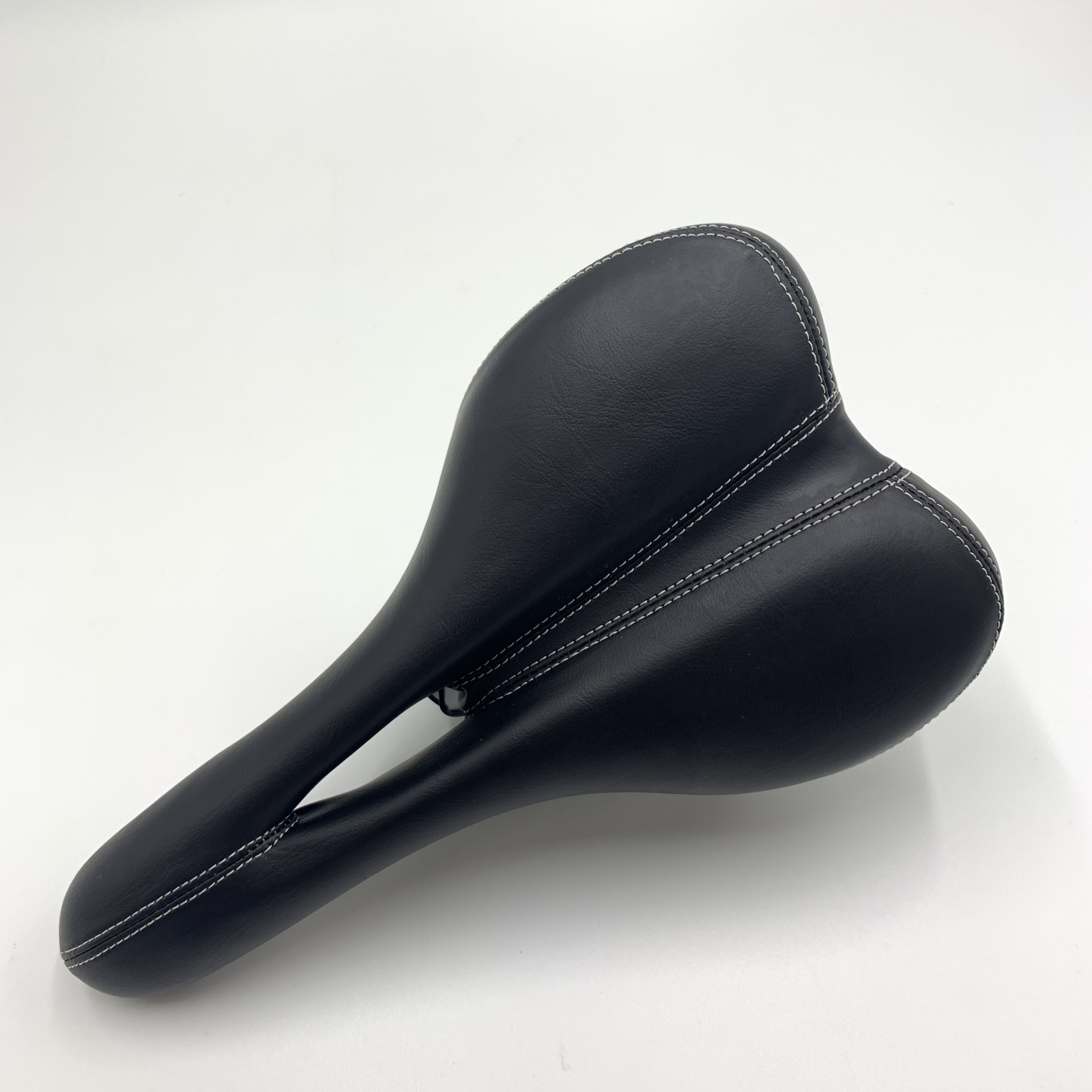 Saddle