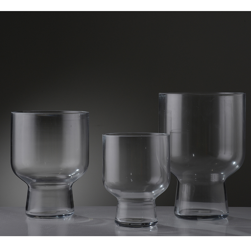 Glass vase