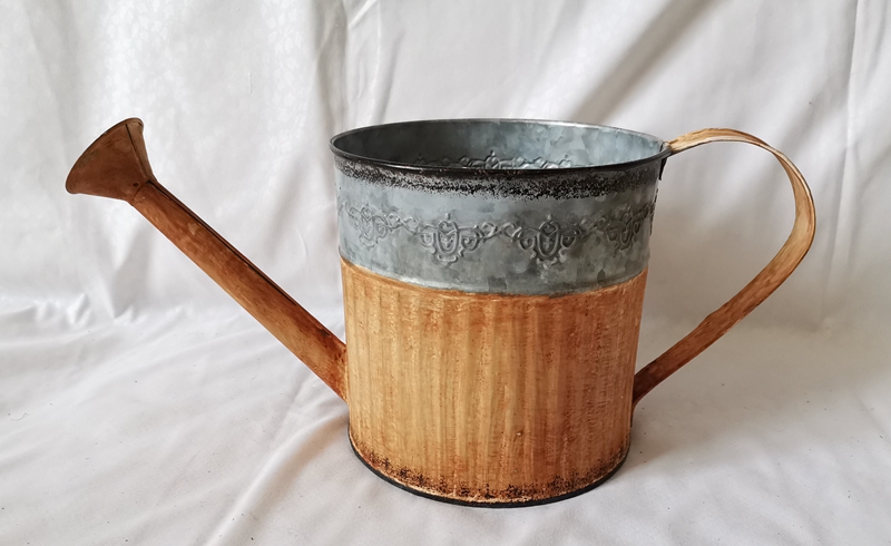 Zinc watering can