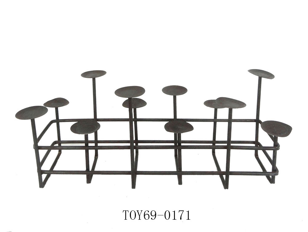 TOYSON FURNISHING INC. – portarretrato 3