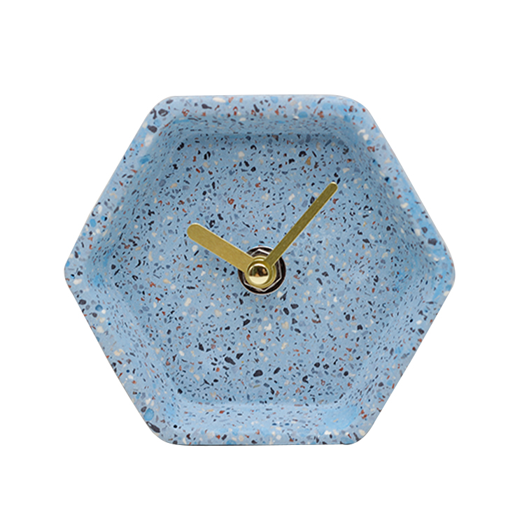 Desk clock