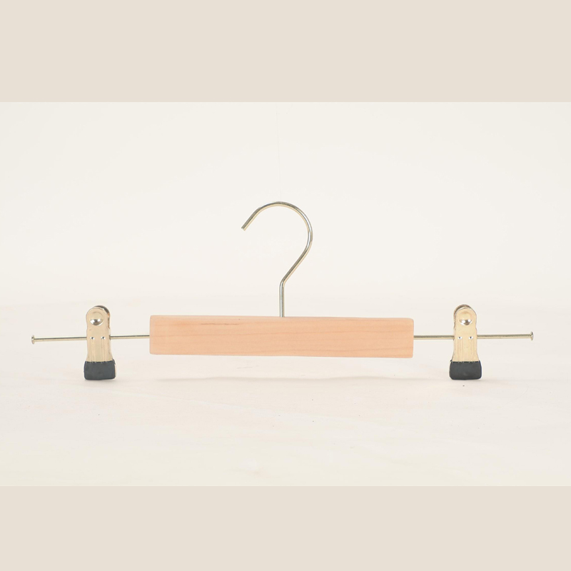 Bottom Hanger