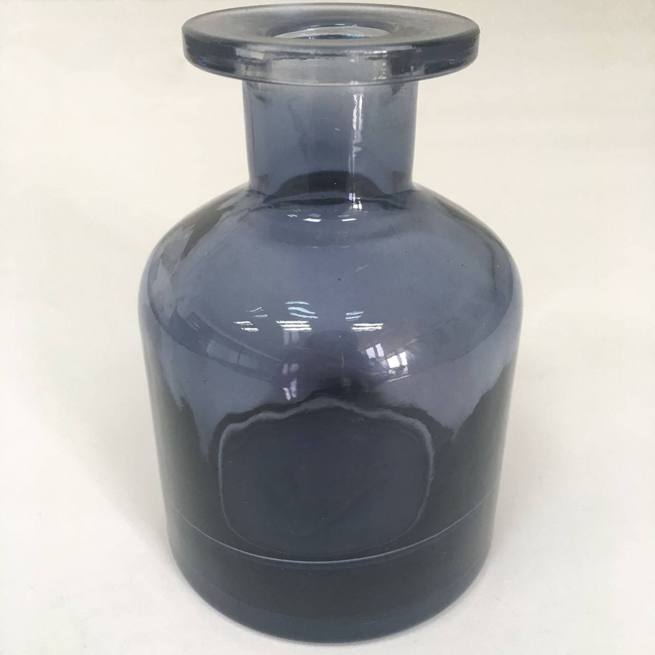 140ml round diffuser glass bottle