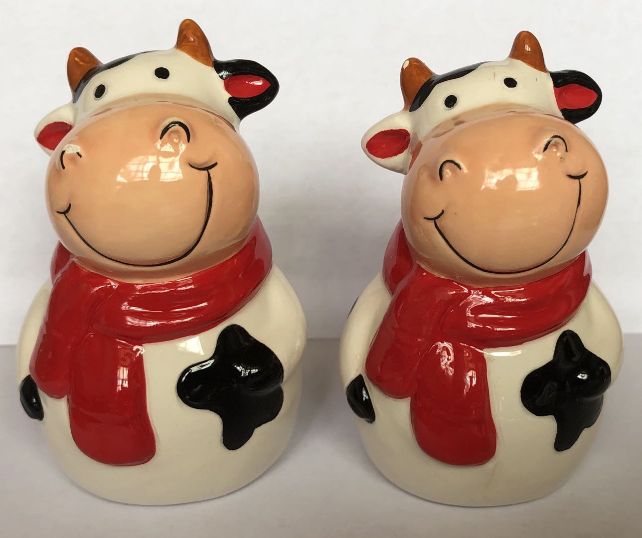 Salt & Pepper Shakers