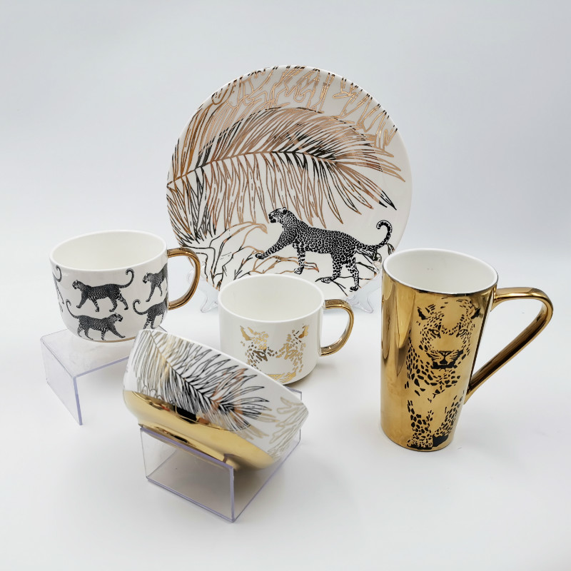 Ceramic animal dinnerware sets