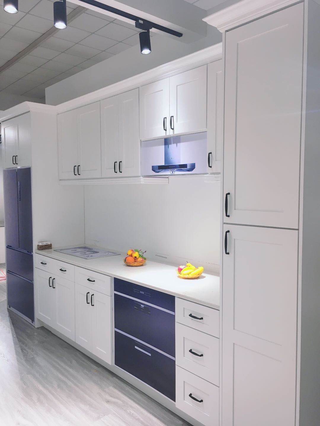 American kitchen cabinet
