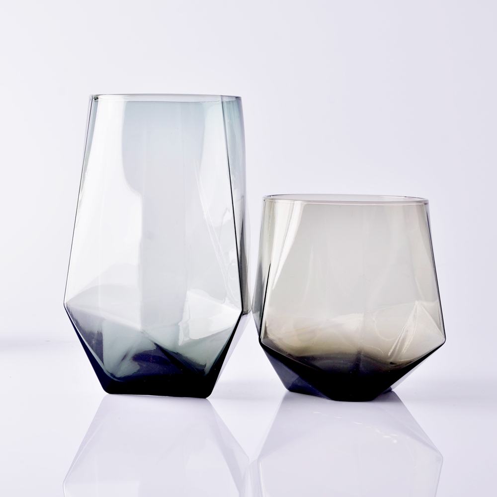 Inventory.Solid-colored diamond glasses, tumblers, and whiskey glasses are hot sold at low prices