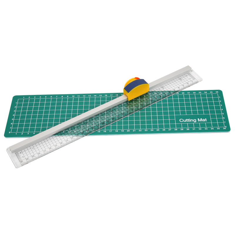Paper cutter