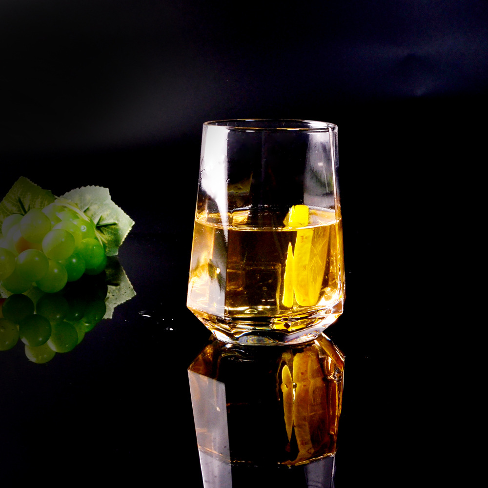 Inventory.Diamond six-sided glass, whisky glass, spirits glass