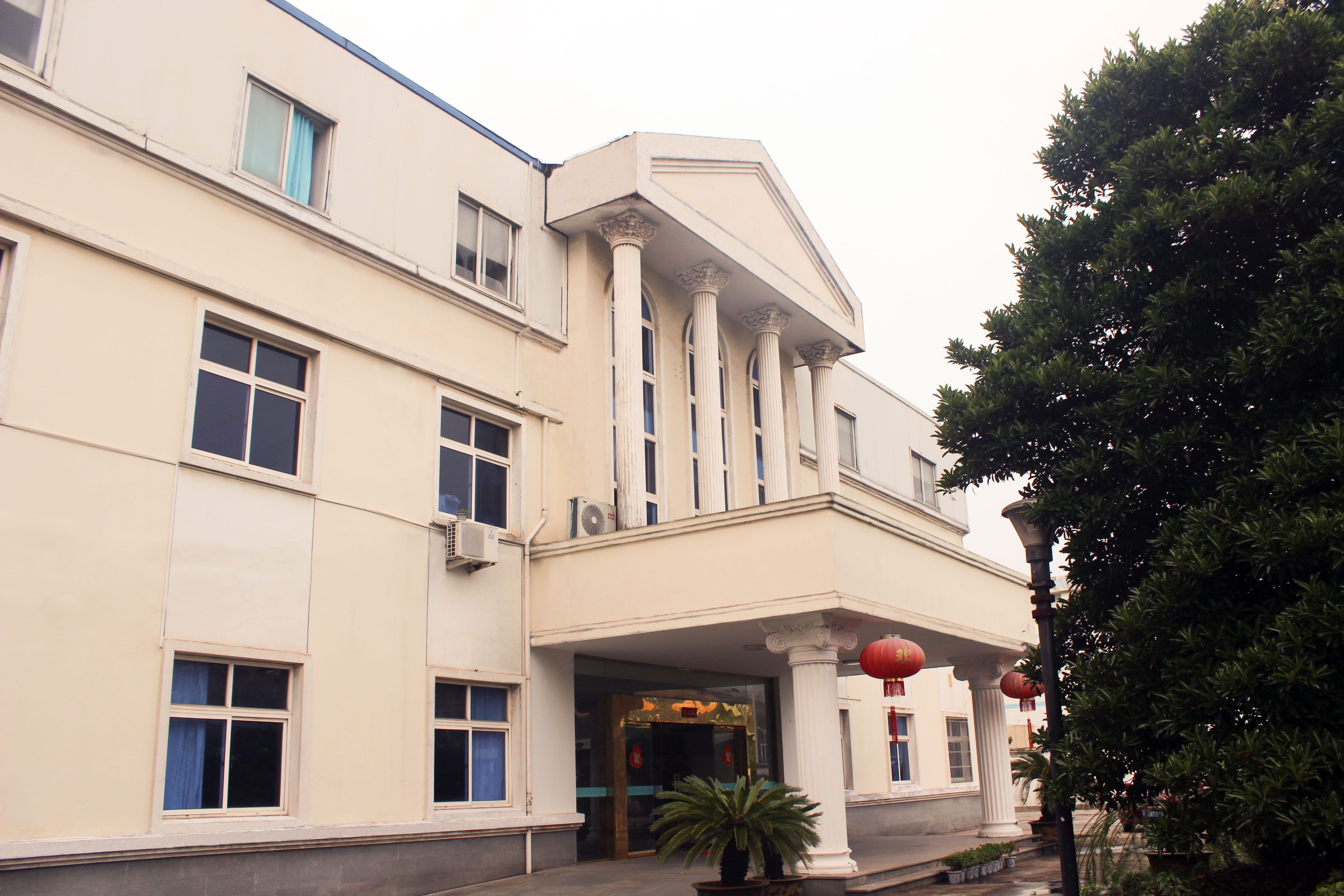 Ningbo Qiaqia Huanlong Clothing Co., Ltd. – other clothing accessories and accessories 2