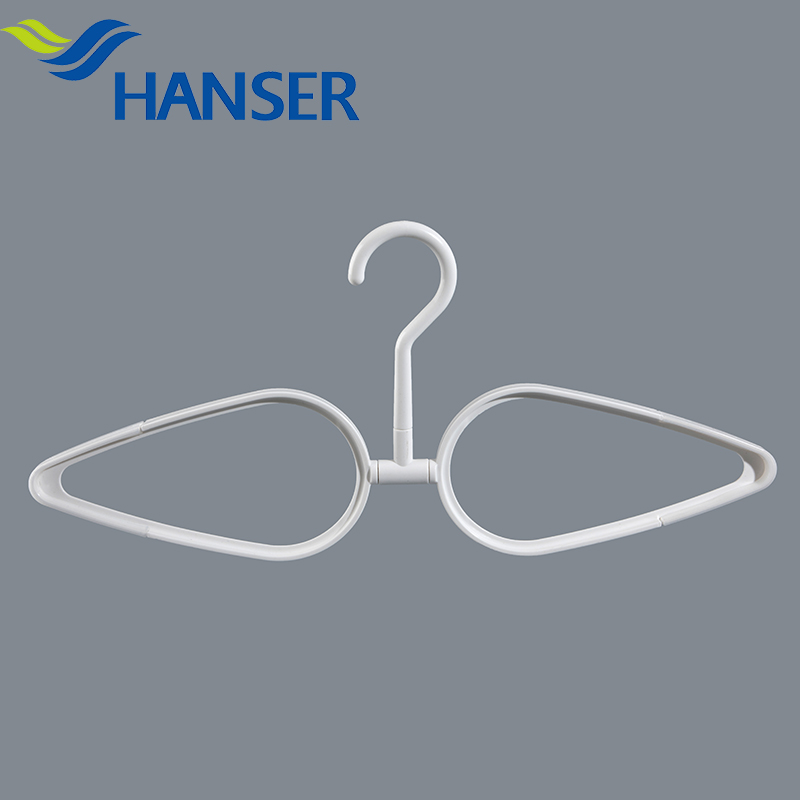 Quick drying hanger